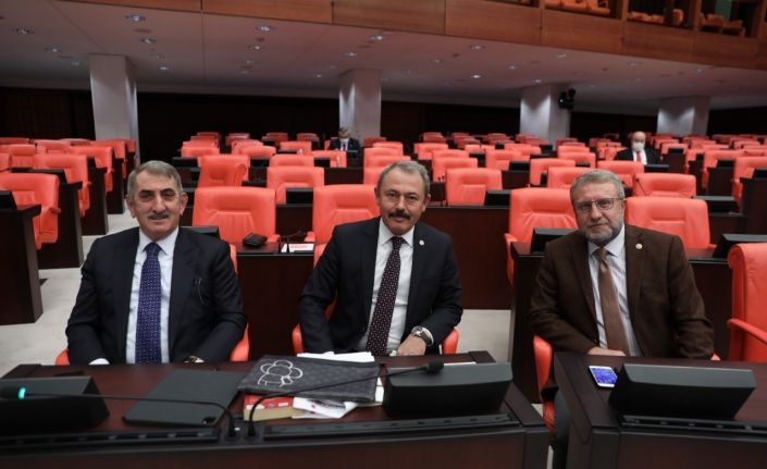 AK Partili Şahin Tin, yargıda yapılan yeni düzenlemeleri paylaştı