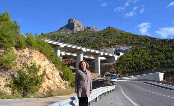 AK Partili Yılmaz: "Akdeniz Sahil Yolu projesinde 3 tünel 2 viyadük daha açılacak"