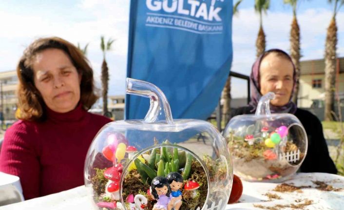 Akdeniz’de depremzede vatandaşlar için teraryum atölyesi düzenlendi