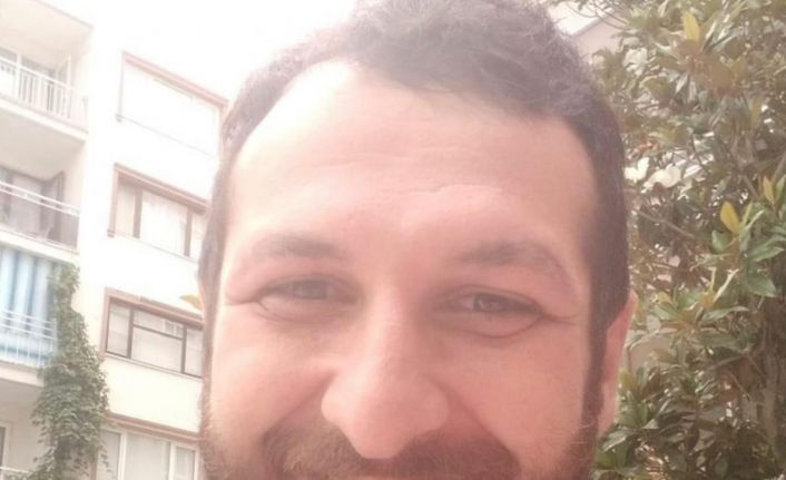 Annesini öldürüp çatıdan atlayan şahıs hastanede hayatını kaybetti