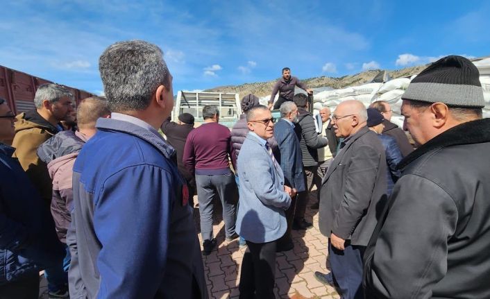 Arı üreticilerine 22 tonluk besleme şeker desteği