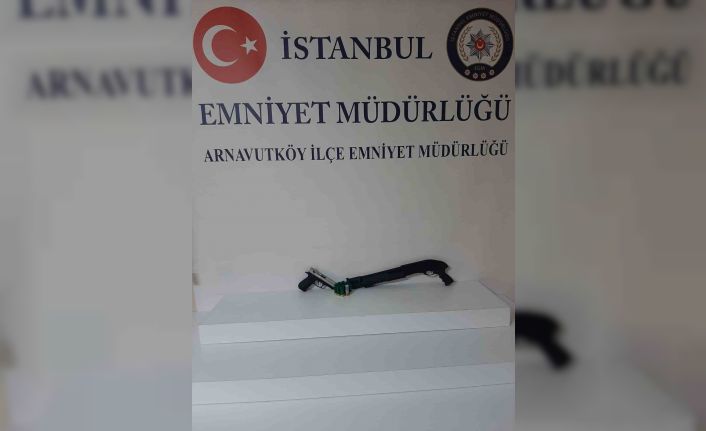 Asker eğlencesinde havaya ateş açan şahıslar  yakalandı