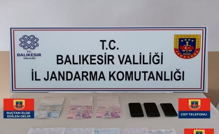 Balıkesir’de jandarmadan tefecilik operasyonu: 3 gözaltı
