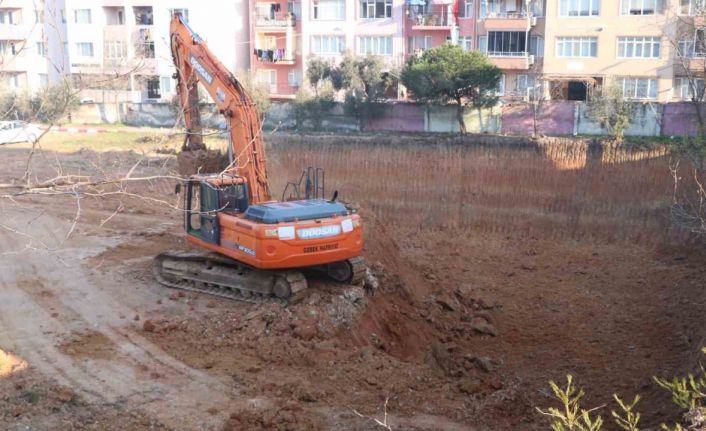 Bandırma’da dere yatağında bulunan okulun yeri değişti