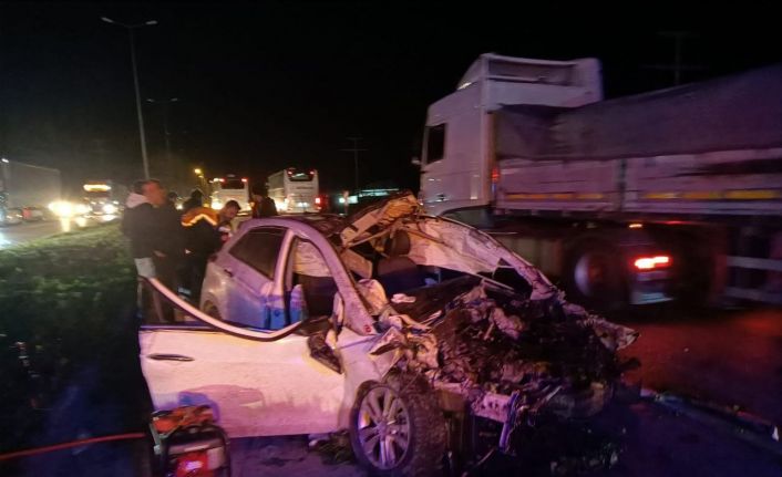 Bandırma’da trafik kazası: 1 ölü, 2 yaralı
