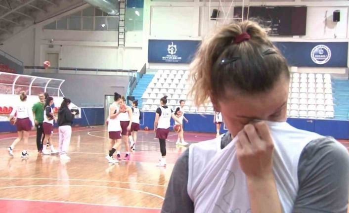 Başarılı basketbolcu Hatay’dan bahsederken gözyaşlarını tutamadı: "Hatay bizim için çok farklıydı"