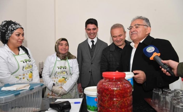 Başkan Büyükkılıç’tan 16 ilçeye 4 yılda 306 kez hizmet dolu ziyaret