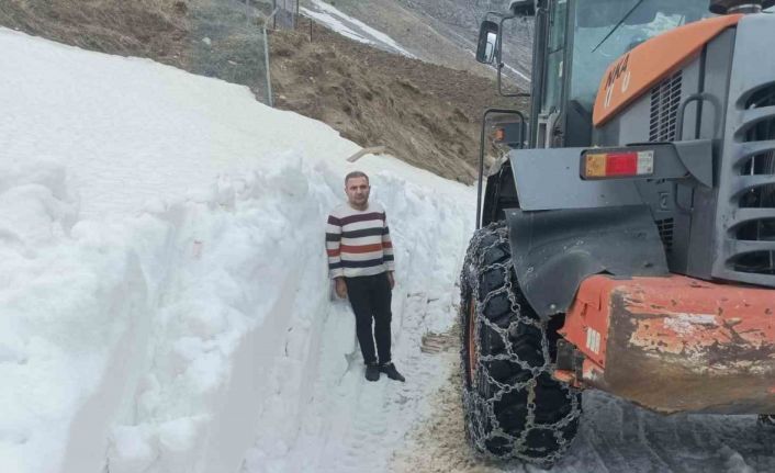 Batman’da 3 aydır kar nedeniyle kapalı olan yol 2 günde açıldı