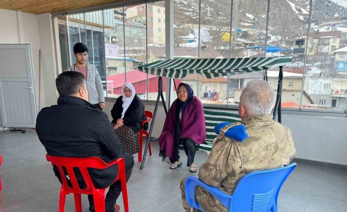 Beytüşşebap’a gelen depremzedelerin ihtiyaçları gideriliyor