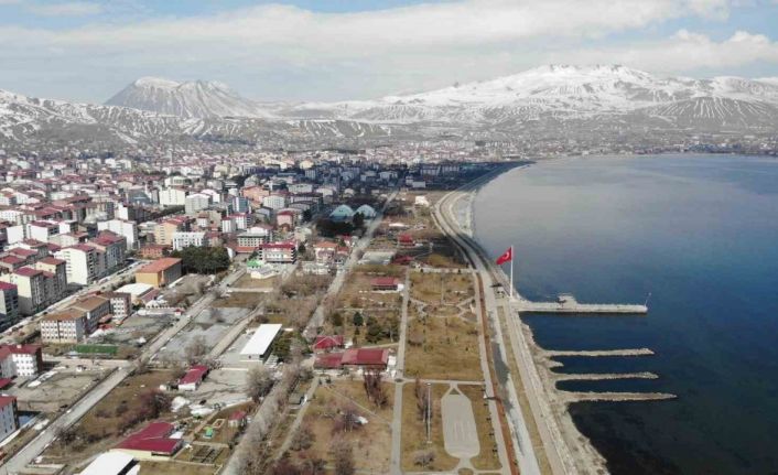 Bitlis yüzyılın en kurak kış mevsimini yaşadı