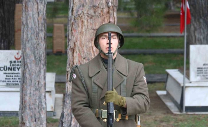 Burdur’da 18 Mart Şehitleri Anma Günü ve Çanakkale Deniz Zaferi’nin 108’inci yıl dönümü kutlandı