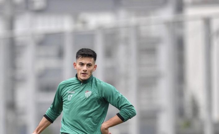 Bursaspor kampa girdi