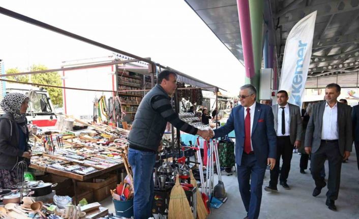 Çamyuva kapalı pazar yeri dualarla açıldı