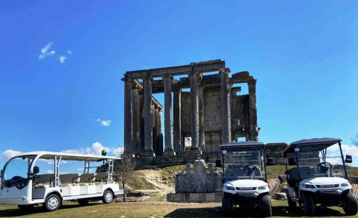 Çavdarhisar Aizanoi Antik Kenti’nde elektrikli araçlar hizmete hazır