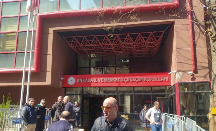 Cumhurbaşkanı adaylarından 11’i için 100 bin imza sürecinde dördüncü gün