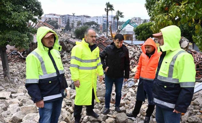 Deprem enkazından 752 yıllık tarih çıkacak
