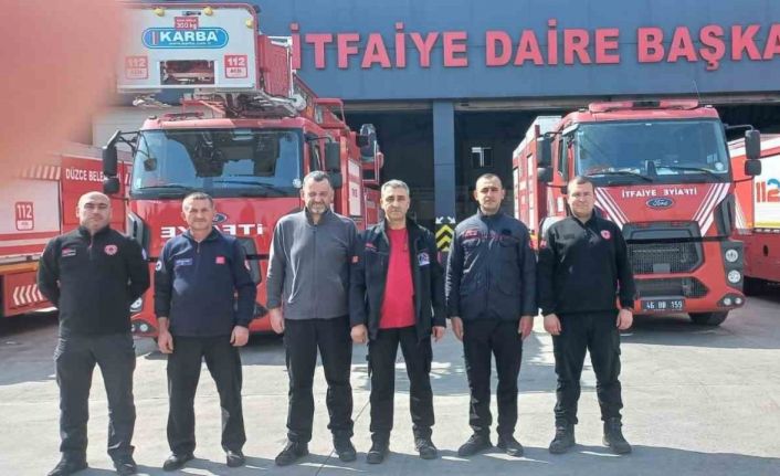 Düzce tüm imkanlarıyla afet bölgesinde