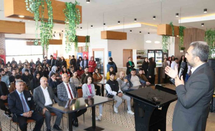 Edremit Belediyesi YKS’ye girecek gençlerin sınav ücretini bu yıl da karşılayacak