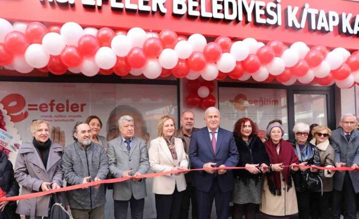 Efeler’de 11’inci Kitap Kafe açıldı