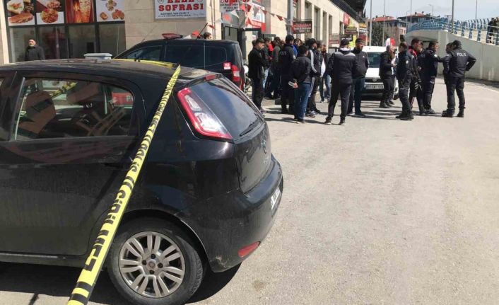 Elazığ’da silahlı bıçaklı kavga: 2 yaralı