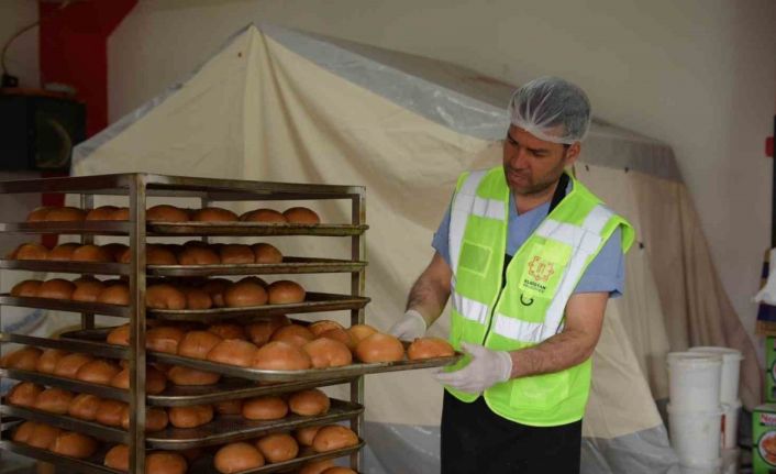 Elbistan’da halk ekmek fabrikası tekrar üretime geçti: Depremzedelere günlük 15 bin ekmek