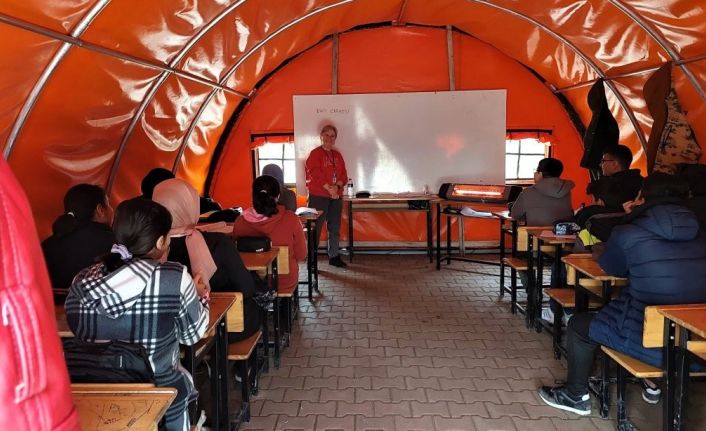 Erzincan’dan Malatya’ya giden gönüllü öğretmenler ders başı yaptı