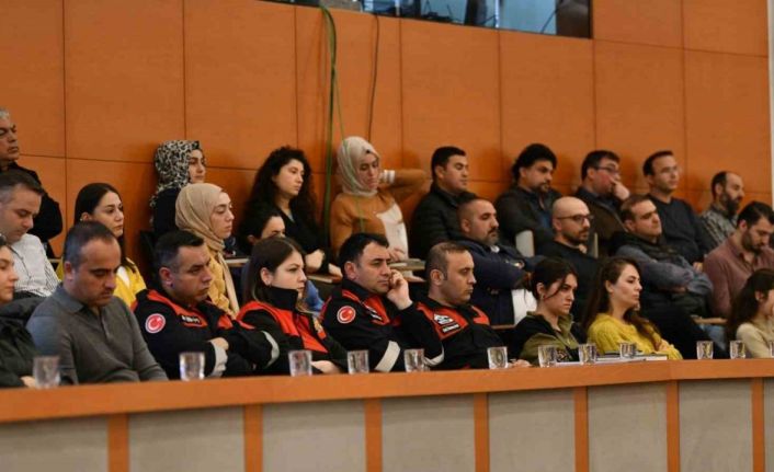 Esenyurt’ta deprem çalıştayının ilk toplantısı yapıldı