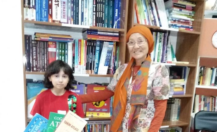 Fatih Mahallesi’nde öğrenciler her ay 100 kitap okunuyor