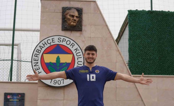 Fenerbahçe, depremzede voleybolcuyu kadrosuna kattı