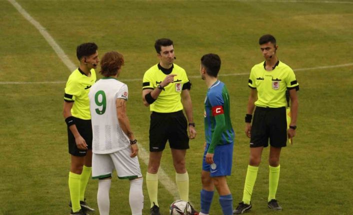 Genç horozlar Rize’yi elinden kaçırdı