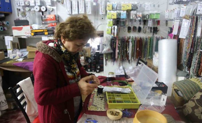 Hobi olarak taşlara şekil vermeye başladı, şimdi ürettiği ürünleri yurtdışına bile satıyor