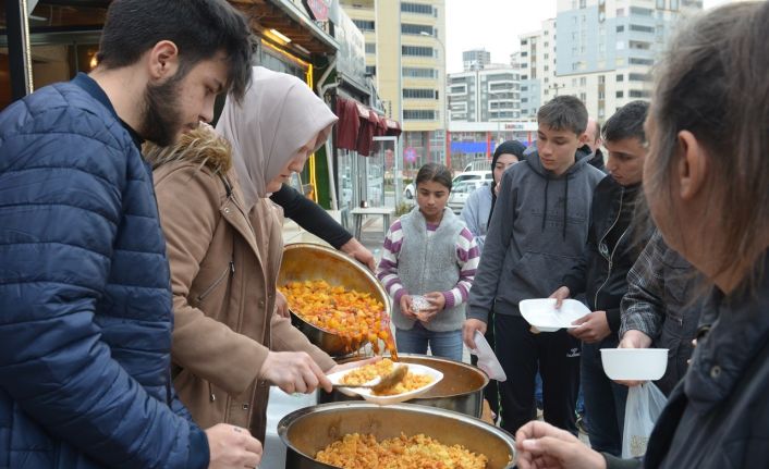 Hünerli Eller’i Hayır Elleri’ne çevirdiler