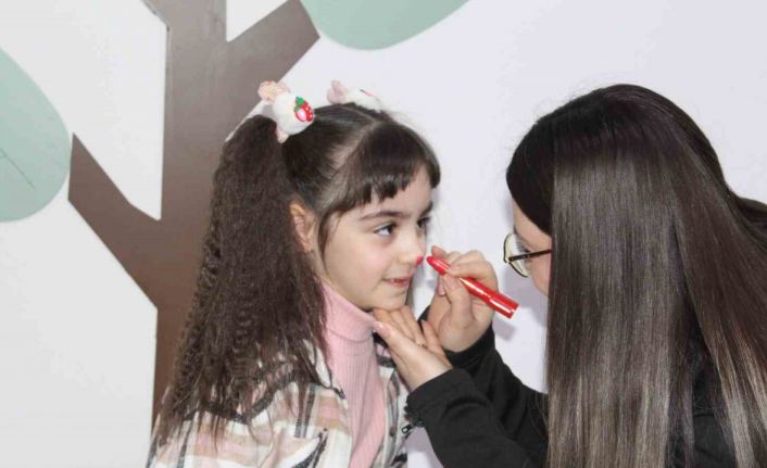 Iğdır’da depremzede çocuklar için eğlence programı düzenlendi