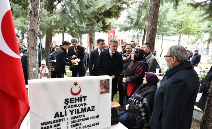 Isparta’da 18 Mart Şehitler Günü ve Çanakkale Zaferi’nin 108. yıl dönümü