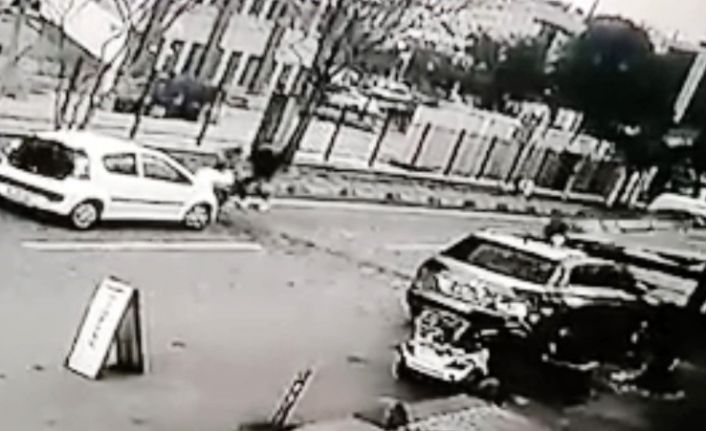 İstanbul’da silahlı laf atma kavgası kamerada: Dizinden vurulan genç ölümden saniyelerle kurtuldu