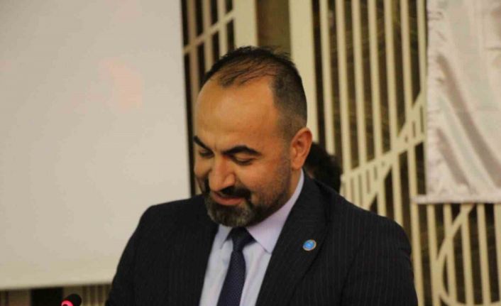 İYİ Parti Belediye Meclis üyesi Çakmak istifa etti