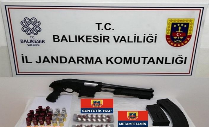 Jandarmadan 3 şüpheliye uyuşturucu operasyonu