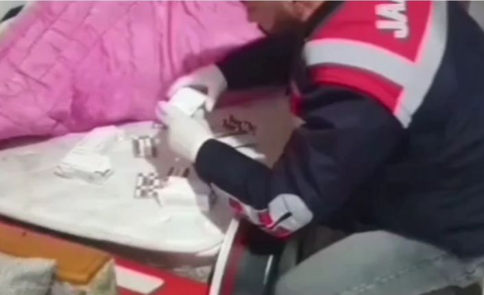 Jandarmadan uyuşturucu operasyonu: 21 gözaltı