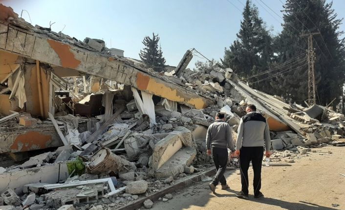 Kastamonu Üniversitesi öğretim üyeleri, deprem bölgesinde hasar tespit çalışmalarını sürdürüyor