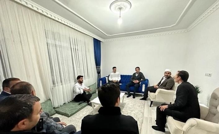 Kaymakam Kurt şehit ailesi ile iftarını açtı