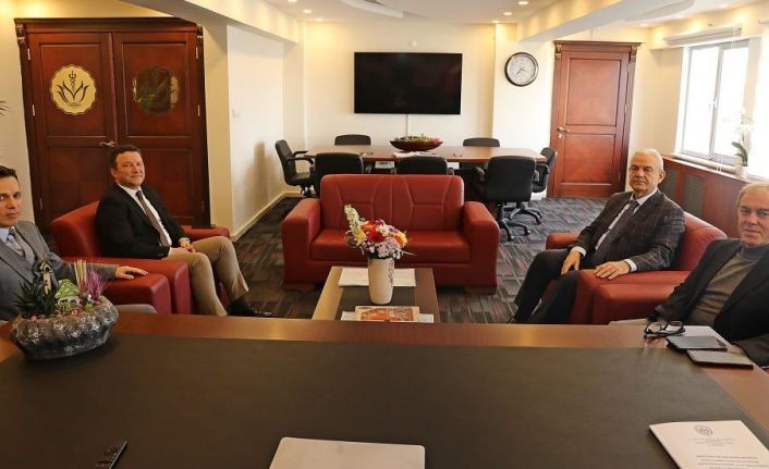 "Kütahya’da sağlık hizmetlerinin en iyi şekilde sunulması için çalışacağız"