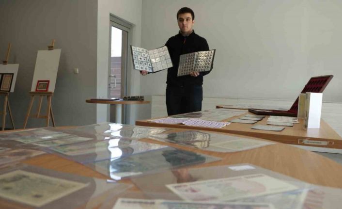 Lise öğrencisi 5 yılda 80 ülkenin eski paralarının yer aldığı koleksiyon oluşturdu