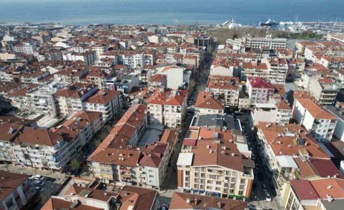 Marmara Depremi’nde 102 binası ayakta kalan müteahhit ’asrın felaketi’ndeki yıkımı değerlendirdi