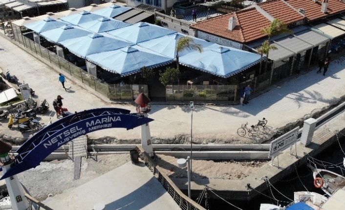 Marmaris Ticaret Odası Başkanı Ayhan; "Yat limanı inşaatı bir an önce sona ermeli"