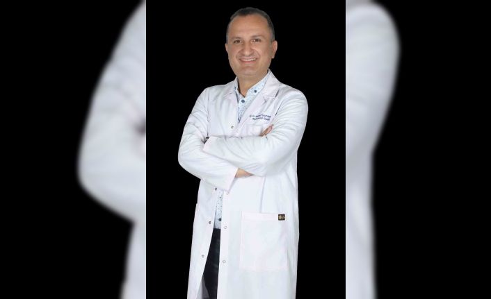Op. Dr. Mehmet Feryat Demirhan: “Geçmeyen baş ağrısı beyin tümörü işareti olabilir”