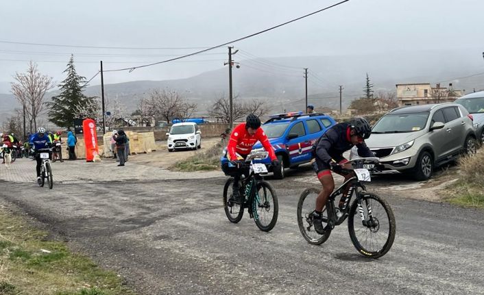 Oryantiring yarışları Kapadokya’da başladı