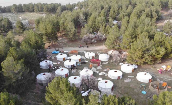 Otağı çadırlarında gençler rehabilite edilecek