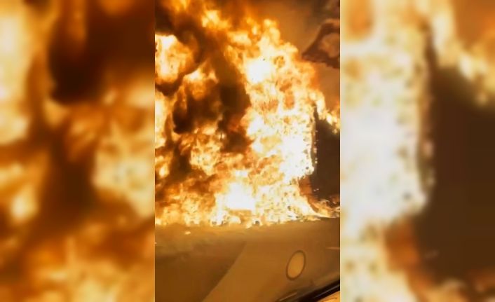 Otoyolda tır alev topuna döndü: Bölgeye çok sayıda ekip sevk edildi