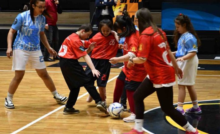 Özel bireyler spor alanında Balıkesir’in gurur kaynağı oldu