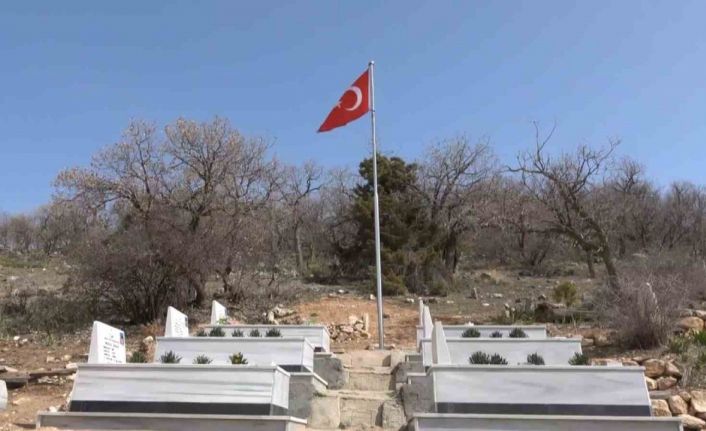 PKK terör örgütüne 6 şehit veren Ekmekçiler köyünün acısı dinmiyor